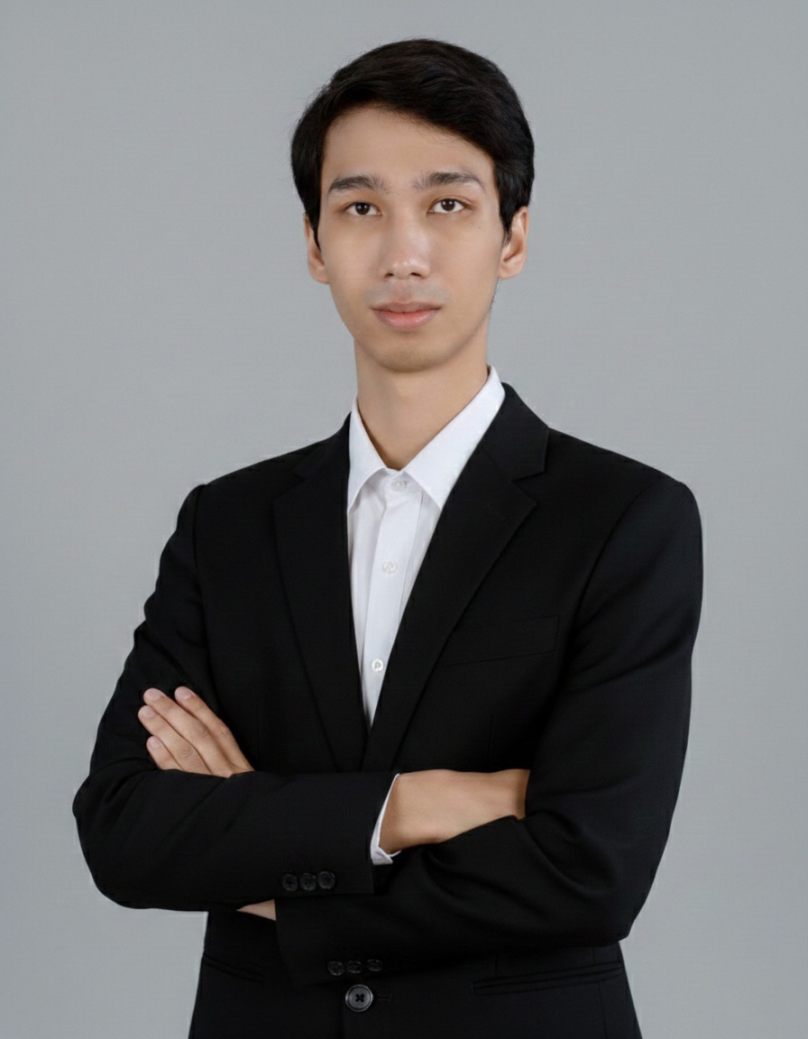 นายอภิสิทธิ์ โชติพันธ์