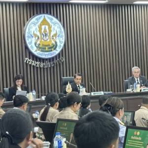 กองแผนงานเข้าร่วมประชุมหารือและแลกเปลี่ยนความคิดเห็นระหว่างรัฐมนตรีว่าการกระทรวงเกษตรและสหกรณ์ และคณะกรรมาธิการการเกษตรและสหกรณ์ วุฒิสภา